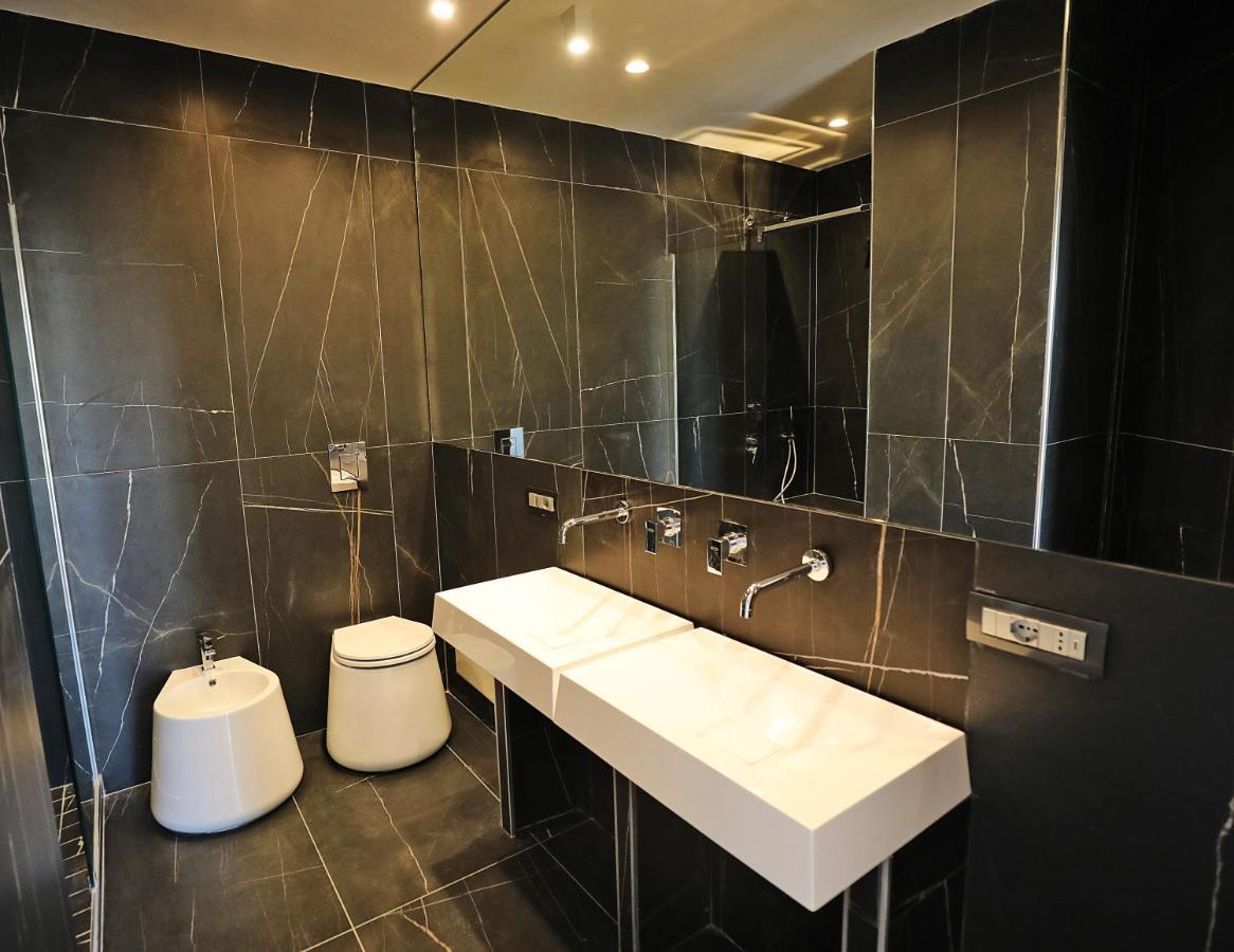 President Plaza Vip Suite Spa Nápoles Exterior foto